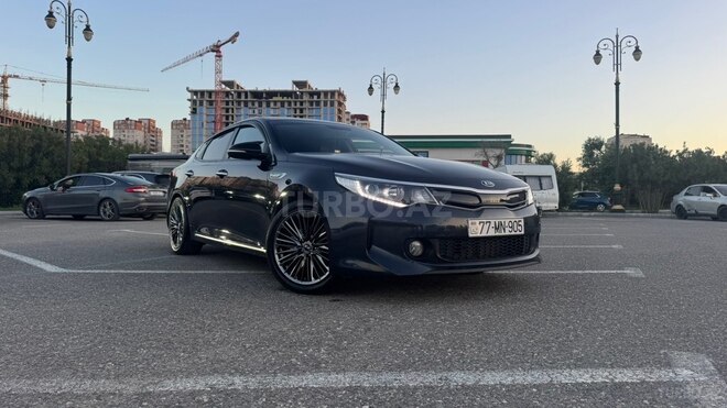 Kia K5-1