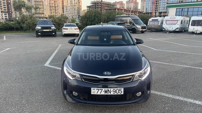 Kia K5-4