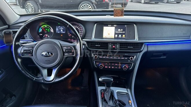 Kia K5-8