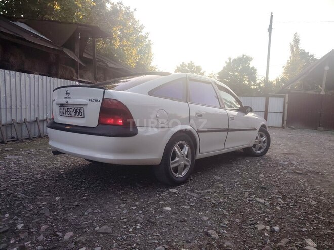 Opel Vectra-5