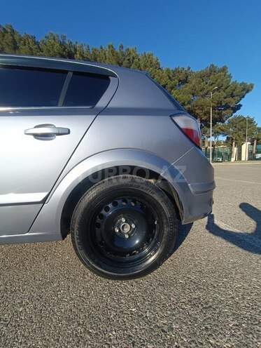 Opel Astra-11