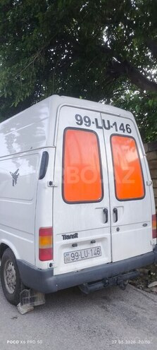 Ford Transit-2