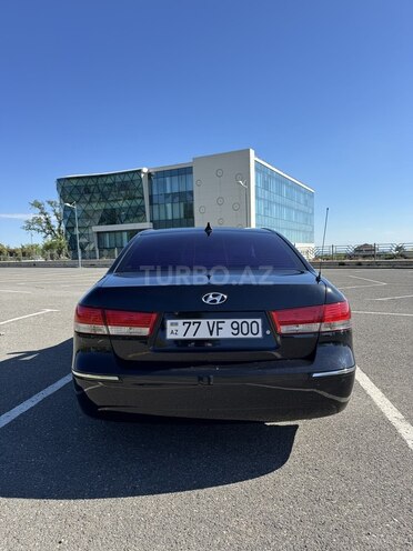 Hyundai Sonata-4