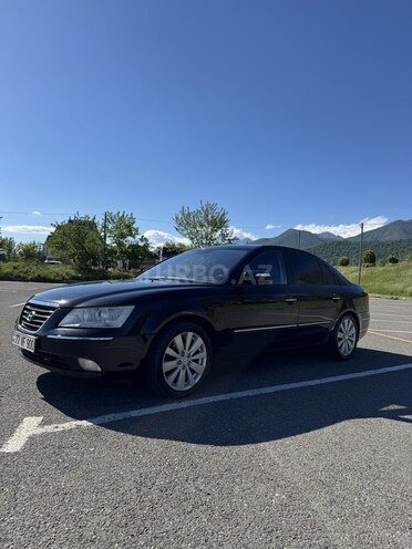 Hyundai Sonata-2