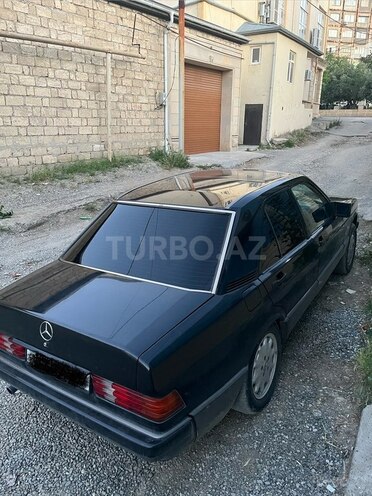 Mercedes 190-5