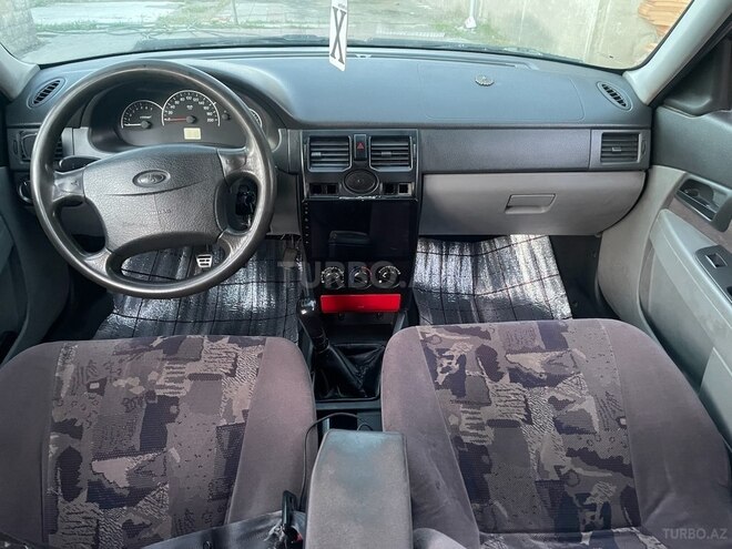 LADA (VAZ) Priora-8