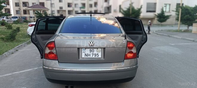 Volkswagen Passat-6