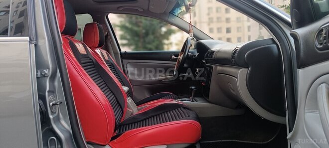 Volkswagen Passat-20
