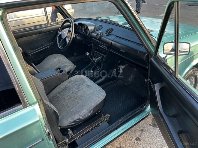 LADA (VAZ) 2106-7