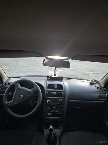 Opel Astra-9