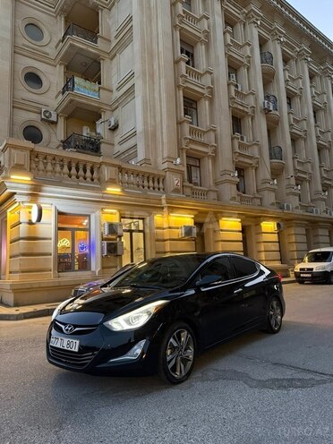 Hyundai Elantra-5