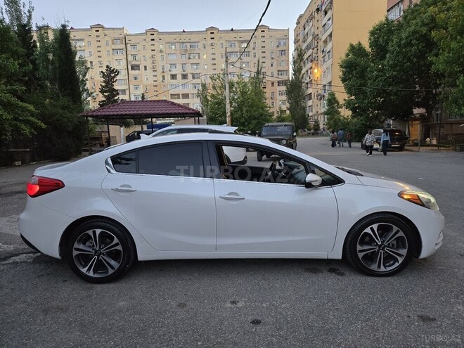 Kia Forte-11