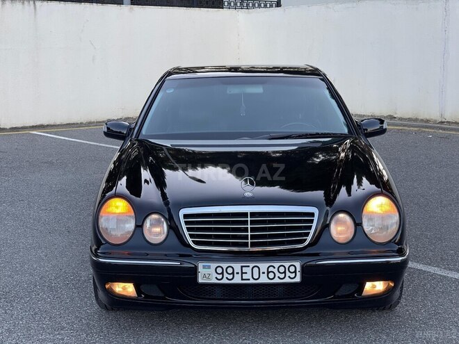 Mercedes E 240-3