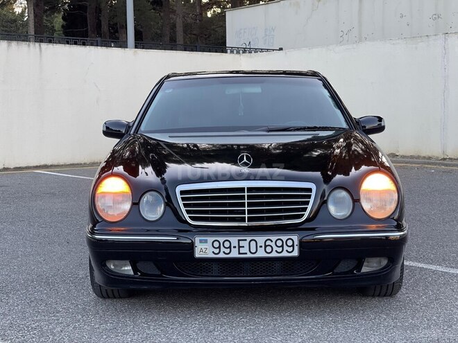 Mercedes E 240-10