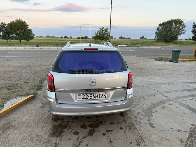 Opel Astra-2