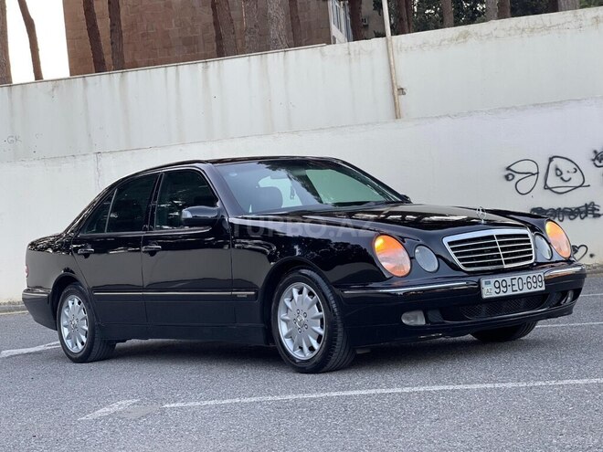 Mercedes E 240-15