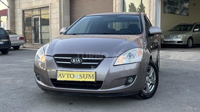 Kia Ceed-1
