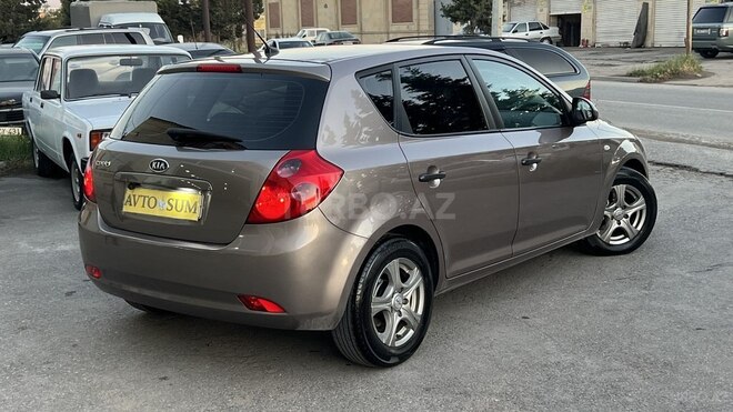 Kia Ceed-6
