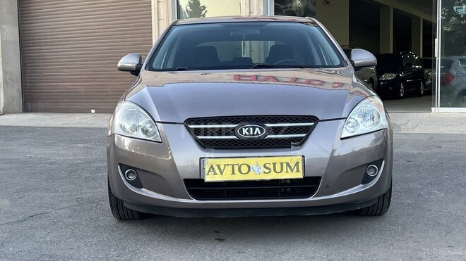 Kia Ceed-7