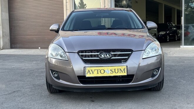Kia Ceed-8