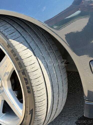 Mercedes E 220-7