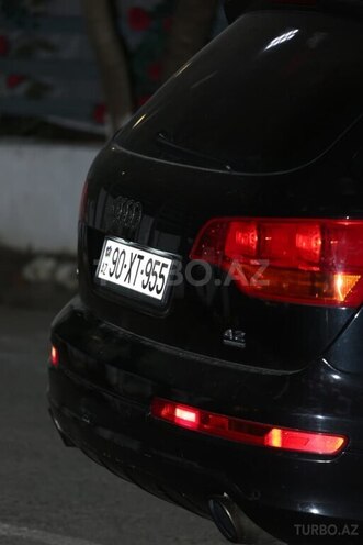 Audi Q7-2