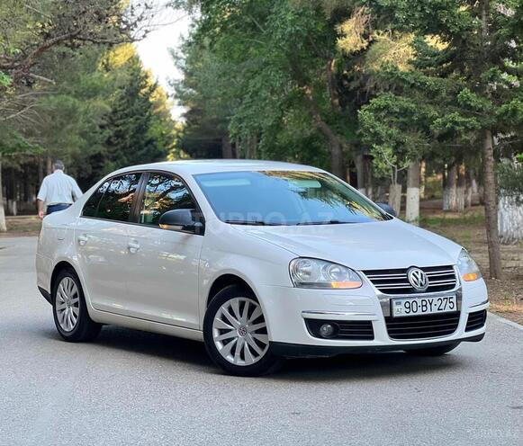 Volkswagen Jetta-2