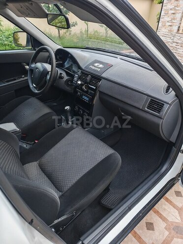 LADA (VAZ) Priora-5