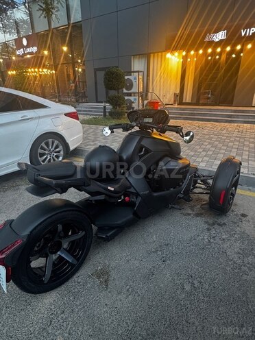 Can-Am Ryker-6