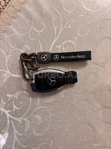 Mercedes E 240-20