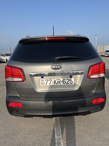 Kia Sorento-2
