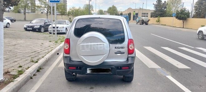 Chevrolet Niva-2