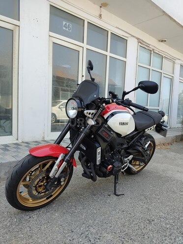 Yamaha XSR900-6