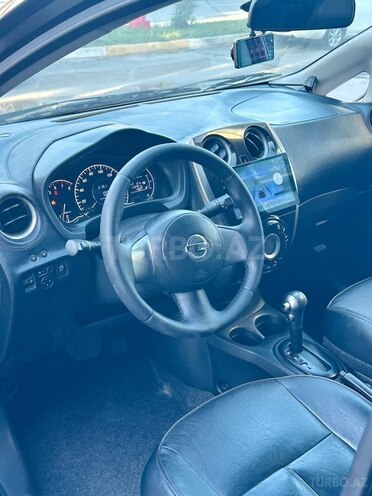 Nissan Note-7