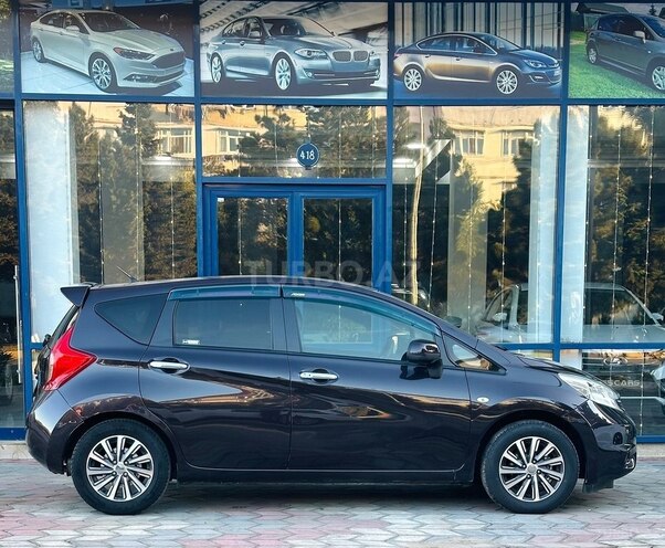 Nissan Note-11