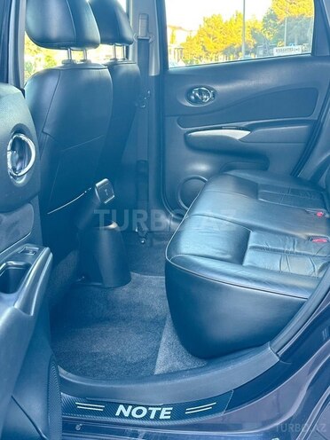 Nissan Note-8