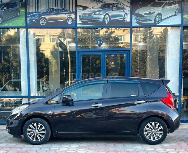 Nissan Note-10