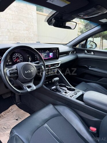 Kia K5-7