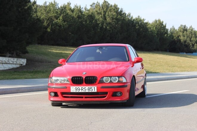 BMW 528-2