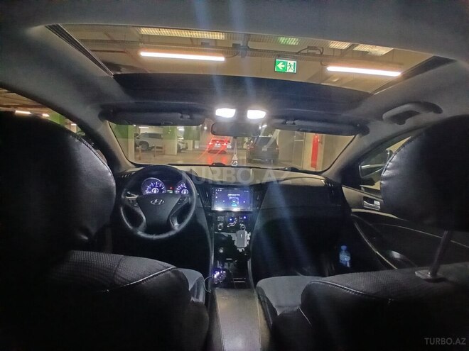 Hyundai Sonata-10