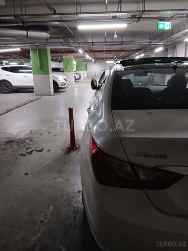 Hyundai Sonata-6