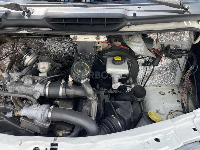 Ford Transit-10