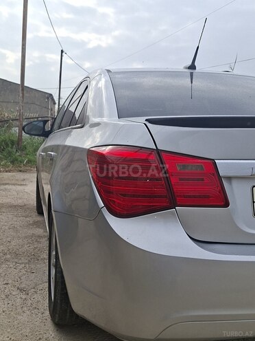 Chevrolet Cruze-10