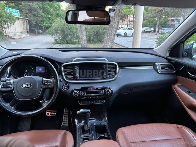 Kia Sorento-7