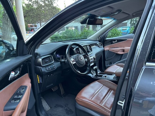 Kia Sorento-10