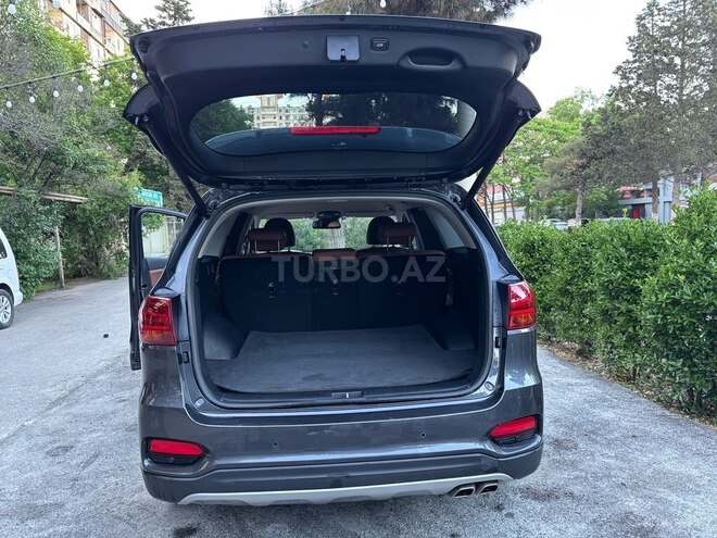 Kia Sorento-14