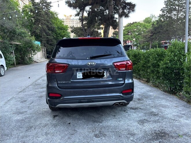 Kia Sorento-4