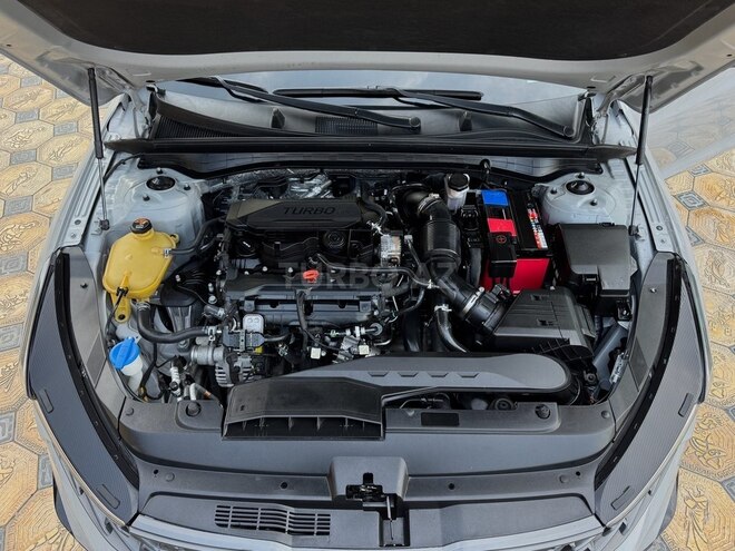 Kia K5-13