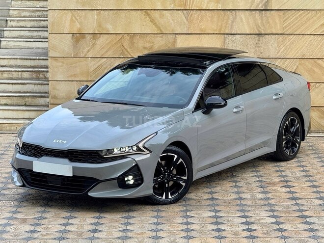 Kia K5-4