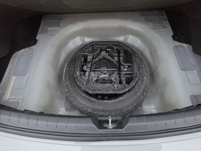 Kia K5-20